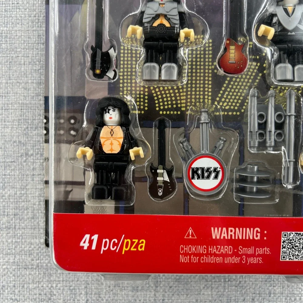 NEW K'NEX KISS Figure Set 41pc Black Rock Band Music Collectible Toy Gift 48585